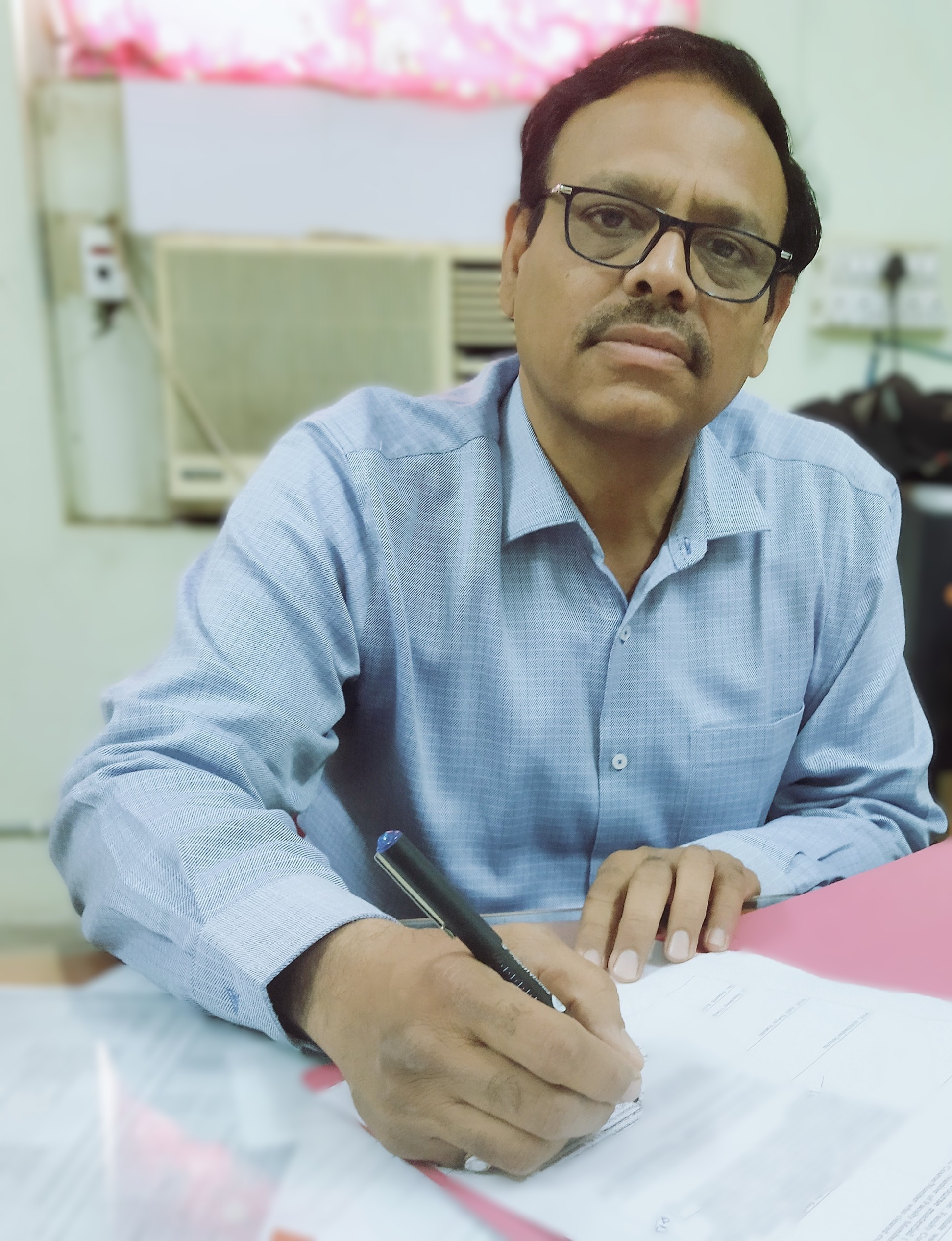 Dr. Shailendra Kumar Shrivastava (HoD) 